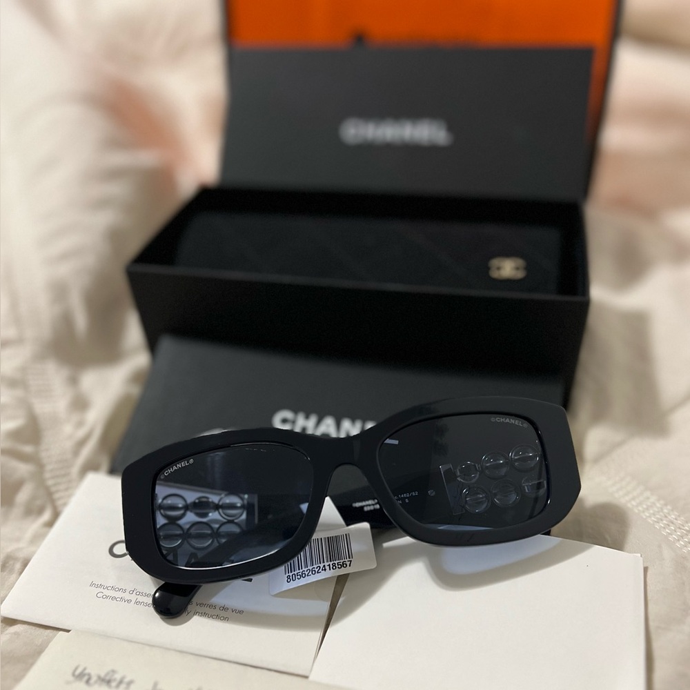 Brandnew Chanel Acetate & Glass Pearls Dark Blue Sunglasses